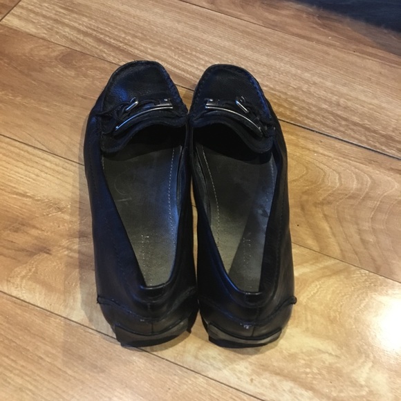 Nine West Flats - Picture 5 of 7